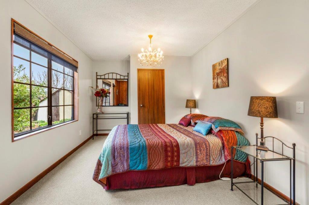 Chartre Manor B&B Thames Bagian luar foto